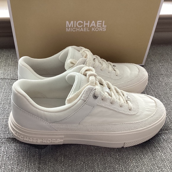 MICHAEL Michael Kors Women's Aurora Lace-Up Platform Sneakers